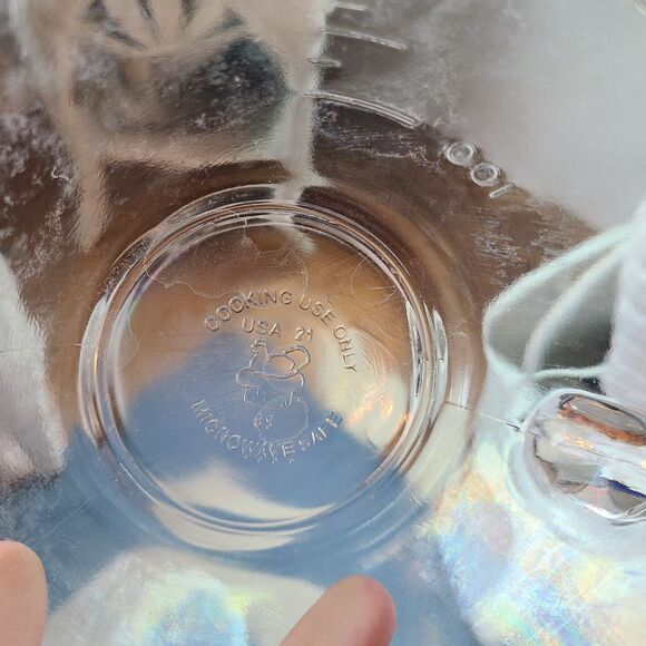 Pampered Chef 4 Cup 1 Quart Classic Glass Measuring Mixing Batter Bowl With Lid - Picture 8 of 10